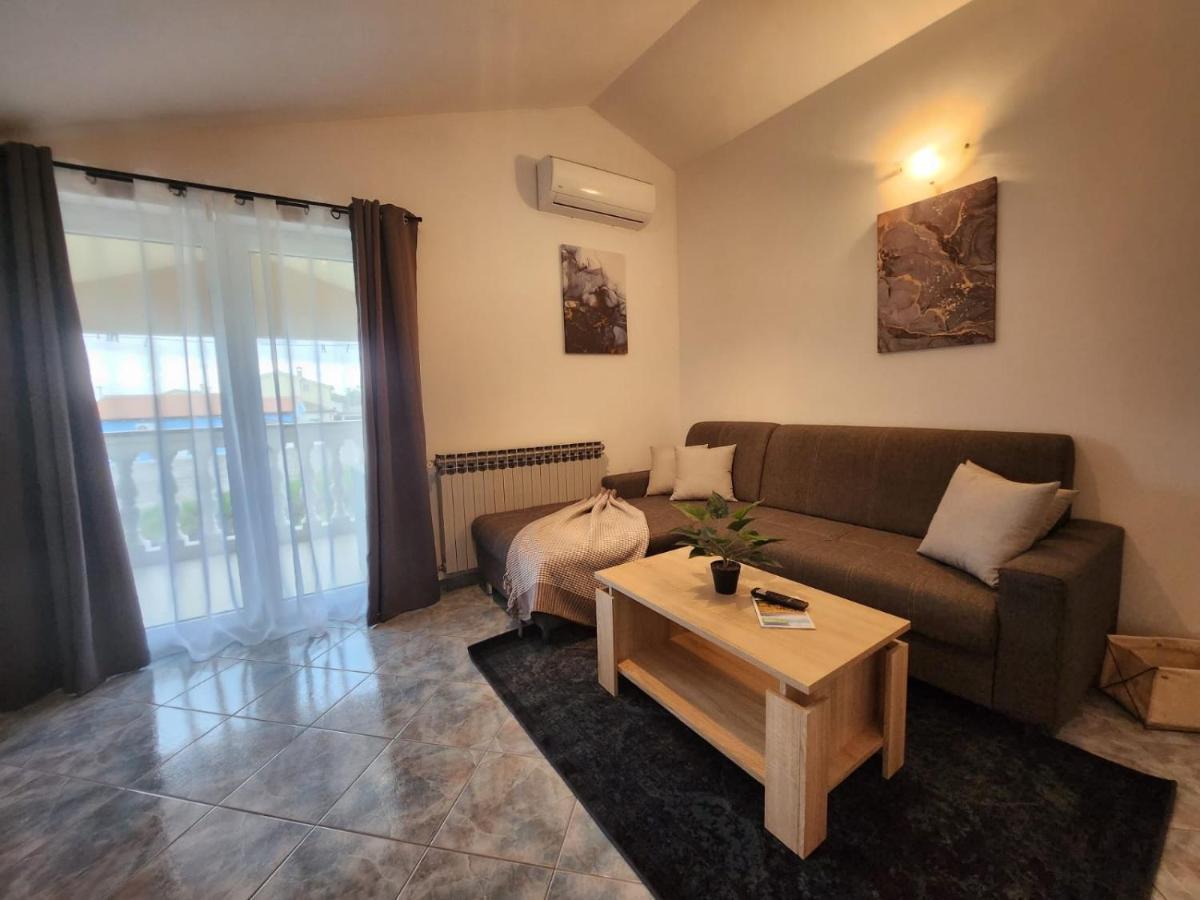 Apartments Pranjic With Pool Nova Vas  Exterior photo